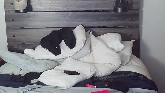 SpAzZ1234 online show from February 15, 12:44 am