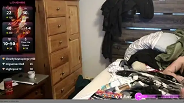 SpAzZ1234 online show from March 18, 2:08 pm