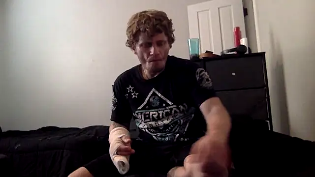 SpAzZ1234 online show from April 14, 9:09 pm