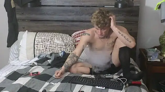 SpAzZ1234 online show from March 7, 3:46 am