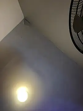 Snapshot of Vannillajay94 chatting on February 1, 7:36 am Vannillajay94 online show from February 1, 7:36 am