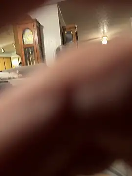 Snapshot of Jayare95 chatting on November 15, 3:21 am Jayare95 online show from November 15, 3:21 am