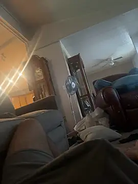 Snapshot of Jayare95 chatting on November 12, 6:23 pm Jayare95 online show from November 12, 6:23 pm