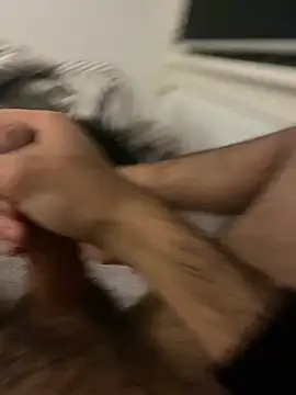 legendcock123 online show from March 5, 9:43 pm