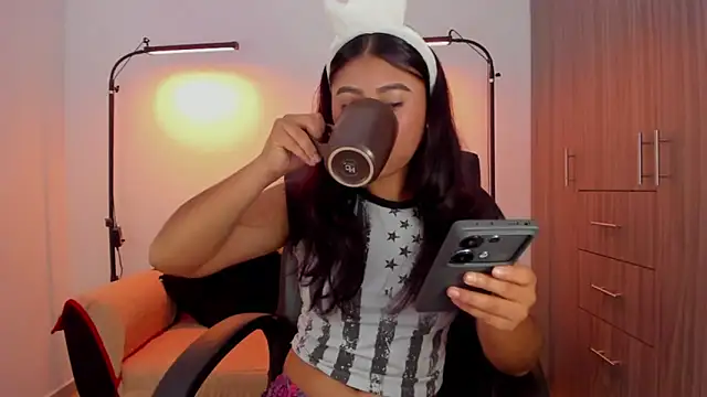 cloy baby   online show from January 14, 10:30 am