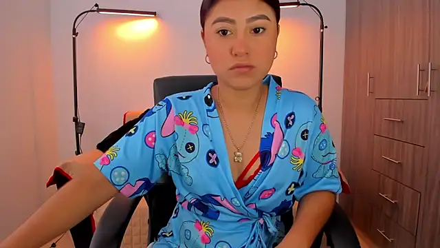 Snapshot of cloy_baby__ chatting on September 12, 11:10 am cloy baby online show from September 12, 11:10 am