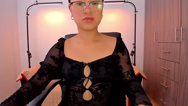 Snapshot of cloy_baby__ chatting on September 20, 11:59 am cloy baby online show from September 20, 11:59 am