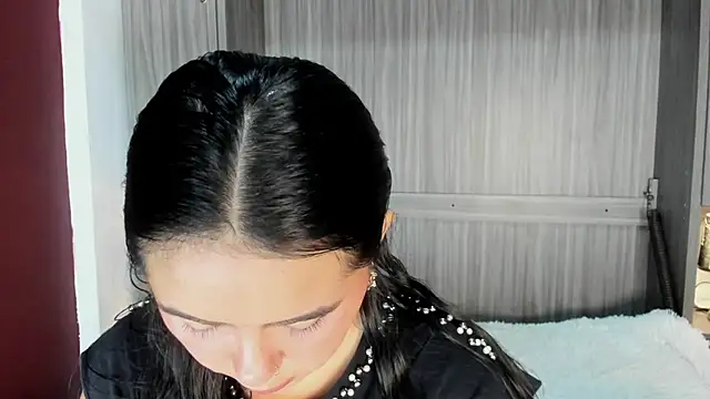 Snapshot of valerymeyerr chatting on April 18, 12:07 pm valerymeyerr online show from April 18, 12:07 pm