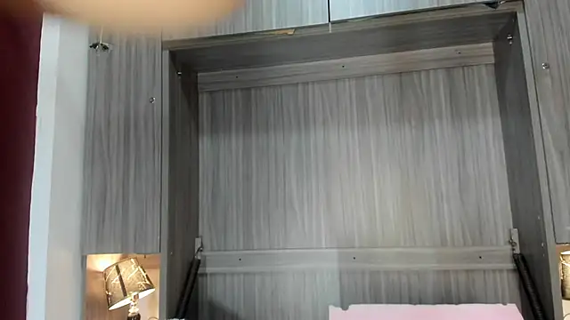 valerymeyerr online show from April 14, 12:10 pm