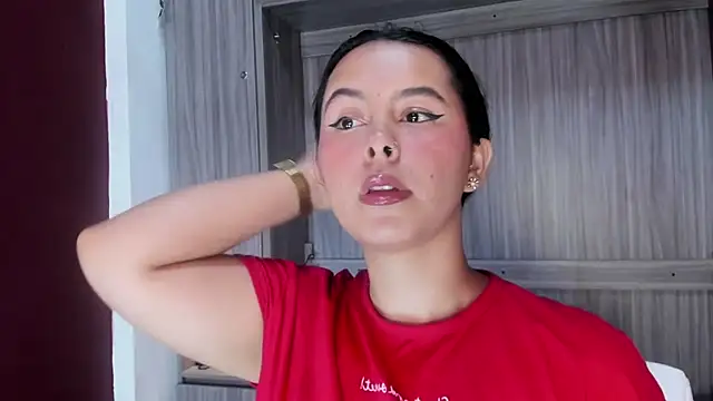 valerymeyerr online show from April 17, 11:57 am