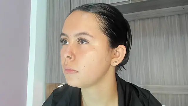 Snapshot of valerymeyerr chatting on June 1, 11:43 am valerymeyerr online show from June 1, 11:43 am