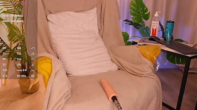 Sexydoll112 online show from November 15, 12:25 am