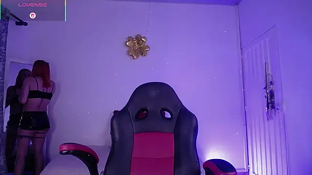 alejandrafitt online show from February 28, 4:56 am