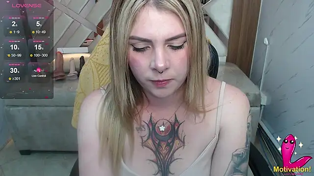 Snapshot of Paula_b_ chatting on June 10, 6:20 pm Paula b online show from June 10, 6:20 pm