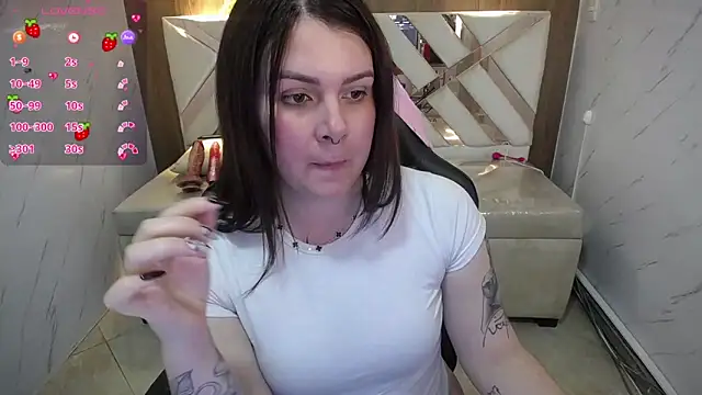 Paula b  online show from October 11, 1:01 pm