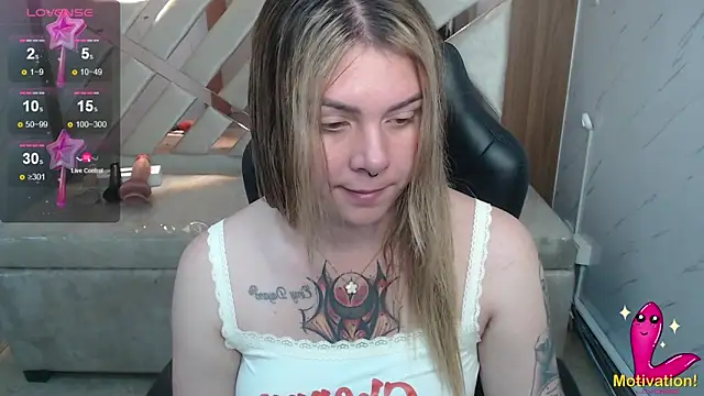 Snapshot of Paula_b_ chatting on June 29, 1:00 pm Paula b online show from June 29, 1:00 pm