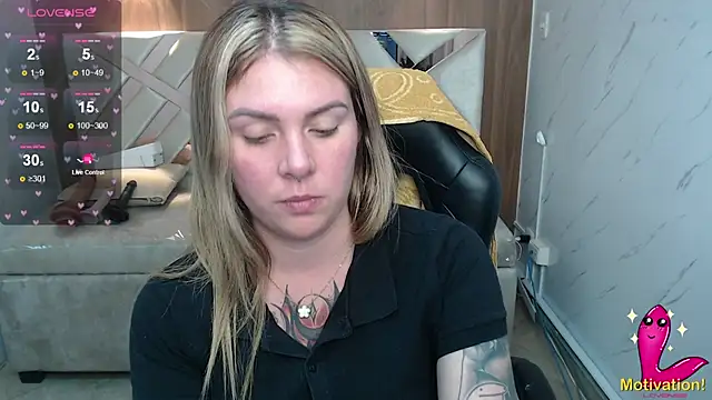 Paula b  online show from May 28, 1:06 pm