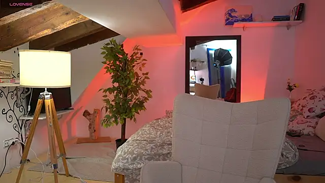 LexieLoree online show from February 13, 4:12 am