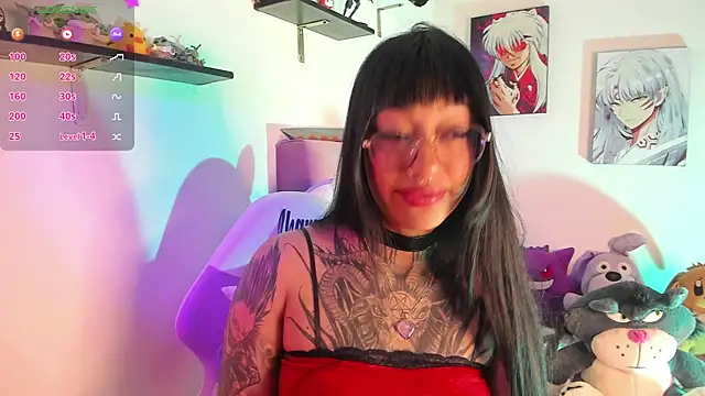 Snapshot of Akari1_Mischief chatting on December 31, 10:12 pm Akari1 Mischief online show from December 31, 10:12 pm