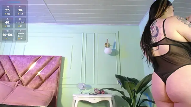 Layna cold online show from November 22, 11:31 am