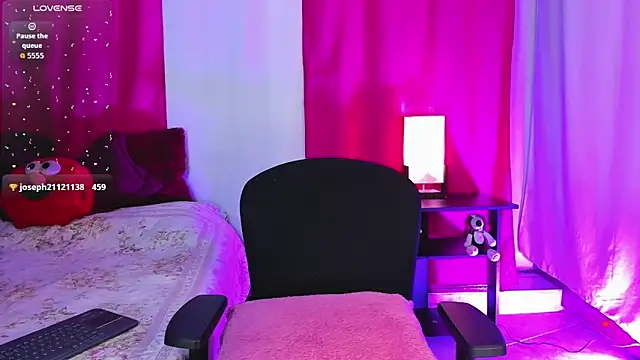 Snapshot of dan_scoott chatting on November 14, 10:46 pm dan scoott online show from November 14, 10:46 pm