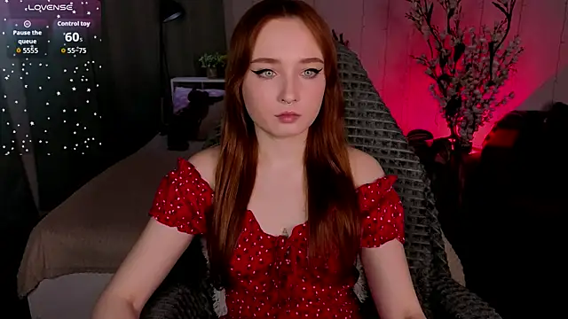 Emma Chery online show from November 14, 5:44 am