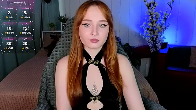 Emma Chery online show from September 22, 1:50 pm