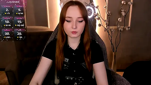 Emma Chery online show from November 23, 1:43 pm