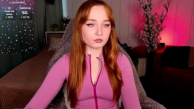 Emma Chery online show from September 21, 1:38 pm