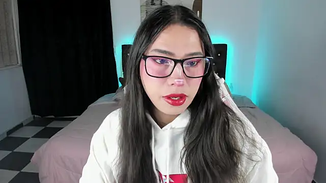 paula kawaiifu  online show from March 20, 1:59 pm