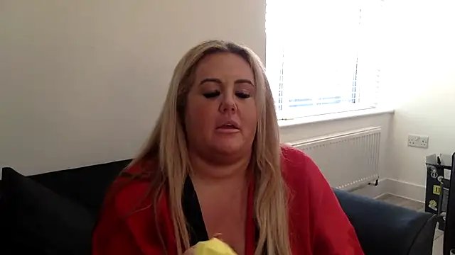 English Brooke online show from June 21, 4:40 am