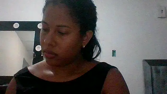 Kitra New online show from April 15, 6:45 pm