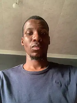 Snapshot of DManL chatting on January 15, 6:50 am DManL online show from January 15, 6:50 am