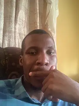 Snapshot of DManL chatting on January 7, 8:52 am DManL online show from January 7, 8:52 am