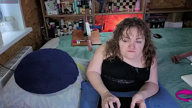 MiniNatalie online show from November 13, 3:21 am