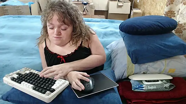 MiniNatalie online show from September 9, 4:44 am