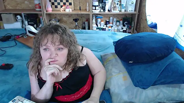 MiniNatalie online show from October 6, 9:32 am