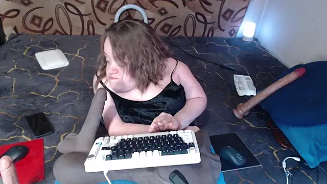 MiniNatalie online show from March 19, 2:59 am