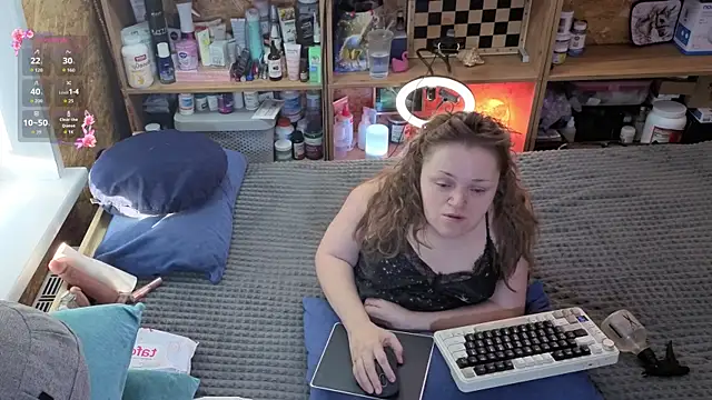 MiniNatalie online show from April 3, 11:49 am