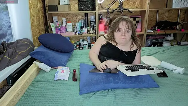 MiniNatalie online show from January 8, 4:40 am