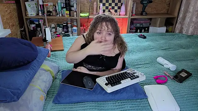 MiniNatalie online show from November 10, 6:29 am