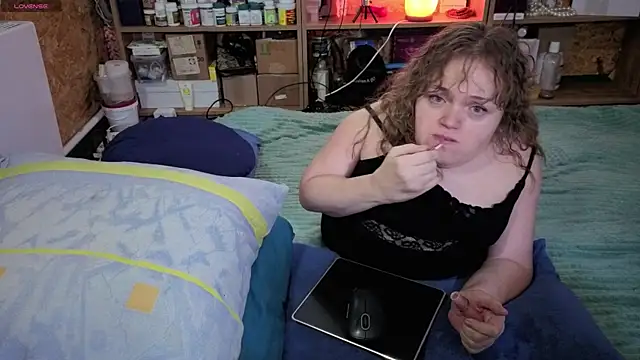 MiniNatalie online show from November 22, 8:57 am