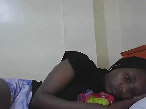 Snapshot of Sweet_mella chatting on June 7, 6:13 pm Sweet mella online show from June 7, 6:13 pm
