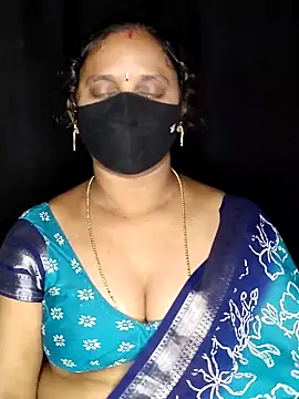 vintage-vibs online show from February 8, 6:05 pm