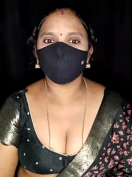 vintage-vibs online show from April 10, 6:04 pm