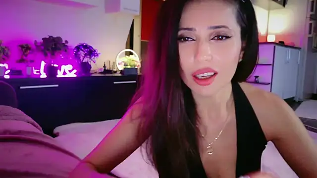 MissSmiley26 online show from April 23, 8:32 pm