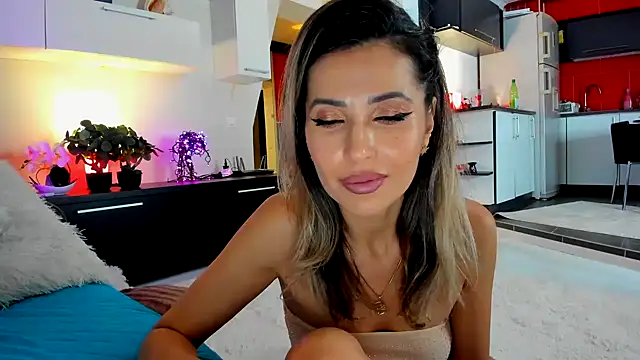 MissSmiley26 online show from February 27, 10:20 pm