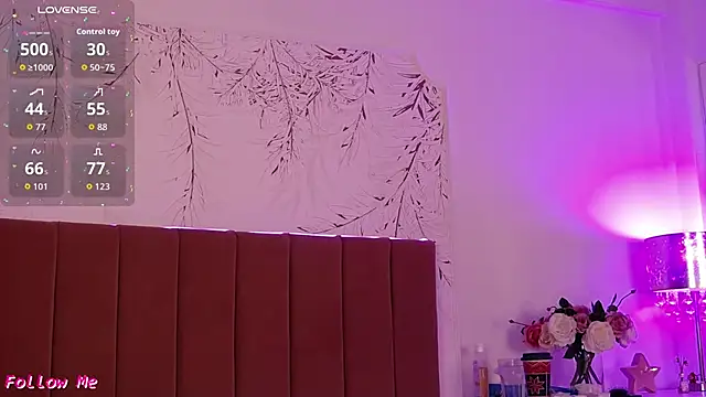 PinkySparks online show from February 7, 7:00 pm