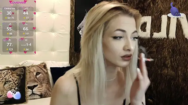 Snapshot of PinkySparks chatting on March 3, 7:49 pm PinkySparks online show from March 3, 7:49 pm