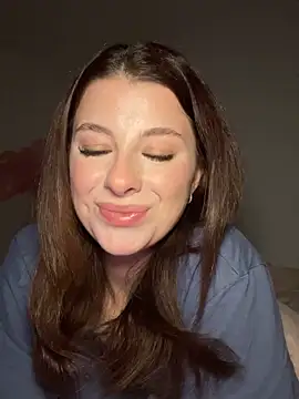 Mia-Minou online show from March 11, 10:48 pm